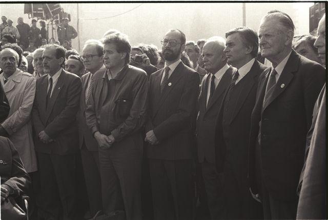 Prepeliczay István (b2), Gaskó István (b3), Tamás Gáspár Miklós, Göncz Árpád (j3), Antall József (j2), Vörös Vince (j1)