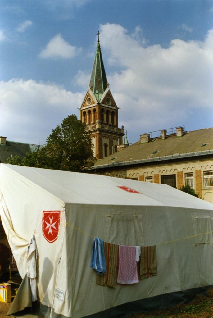 A menekülttáborban a zugligeti templomnál. Forrás: Archiv Wolfgang Wagner