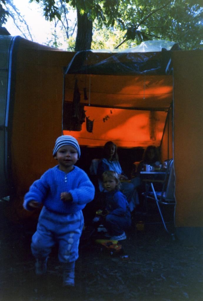 A csillebérci menekülttáborban. Forrás: Elke Schmitz